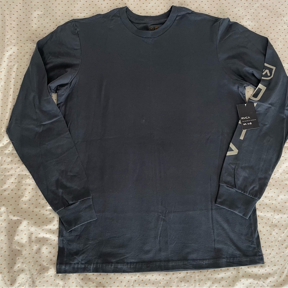 RVCA men’s Cotton Long Sleeve Size Medium
